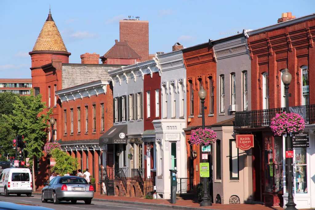 Glimpse of Georgetown with its typical buildings